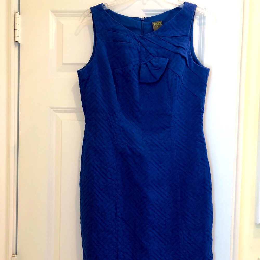 Blue textured shift dress, sleeveless